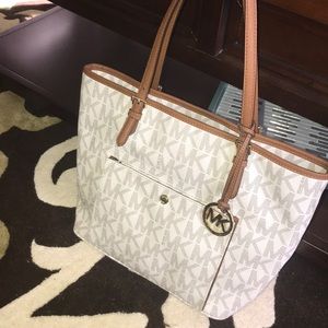Authentic Michael Kors Jet Set Logo Tote
